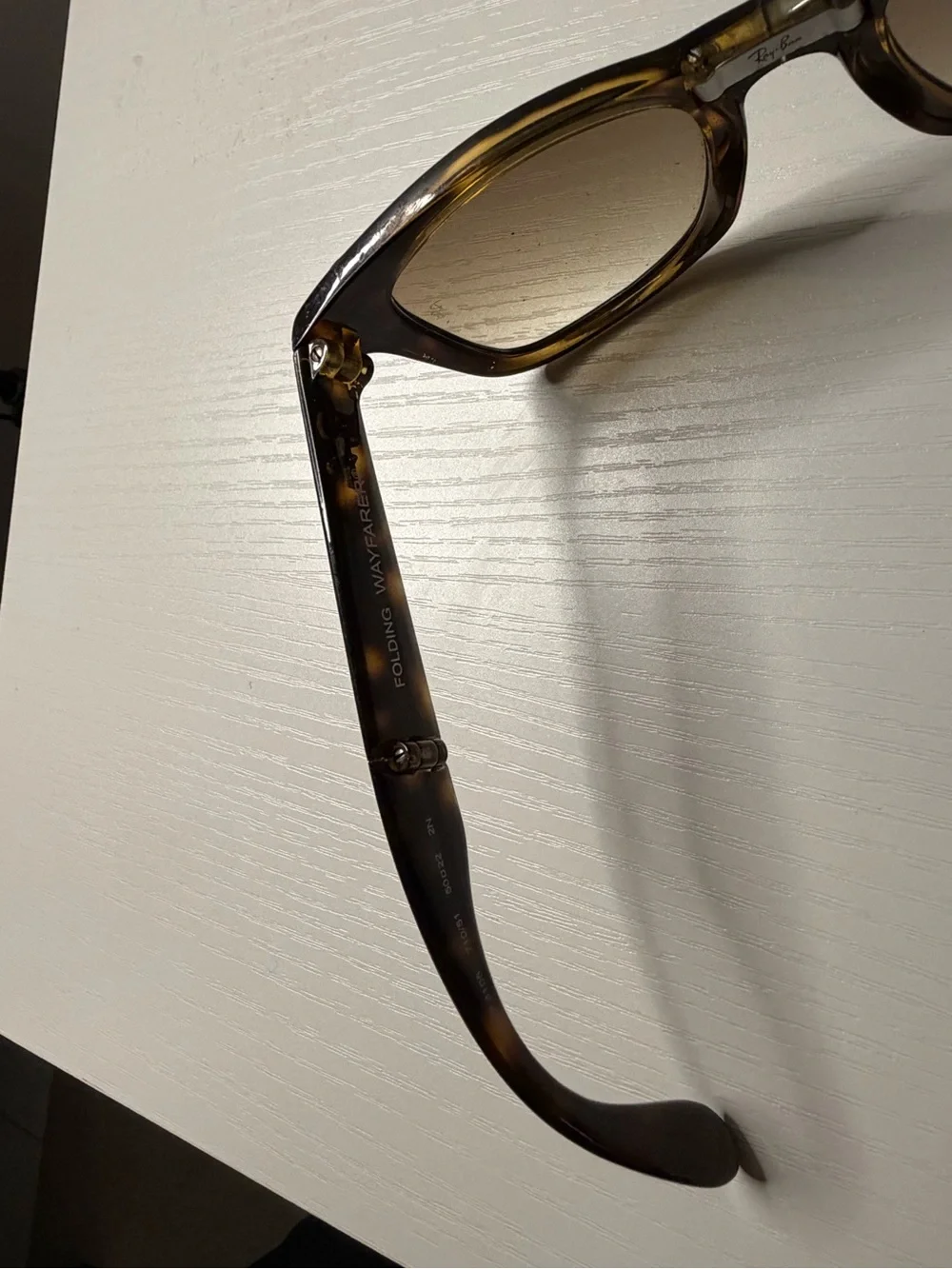 Ray-Ban Tortoiseshell Wayfarer Sunglasses with Brown Gradient Lenses